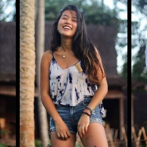 URBAN OUTFITTERS TIE DYE FLOUNCY CROP TANK ECOTE